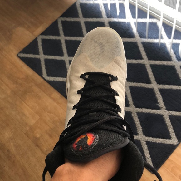 Nike Air Jordan 30 sz 10 - Picture 5 of 9